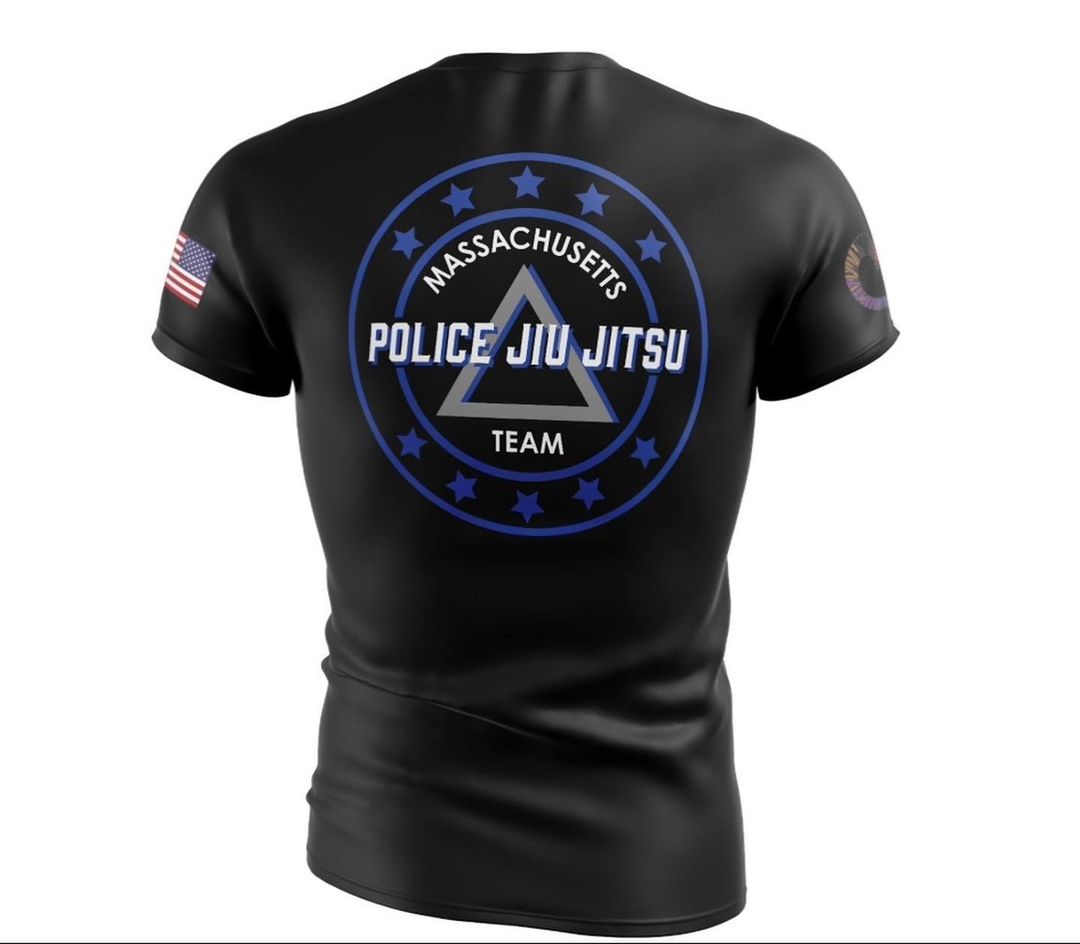 Jiu offers Jitsu Rash Guard